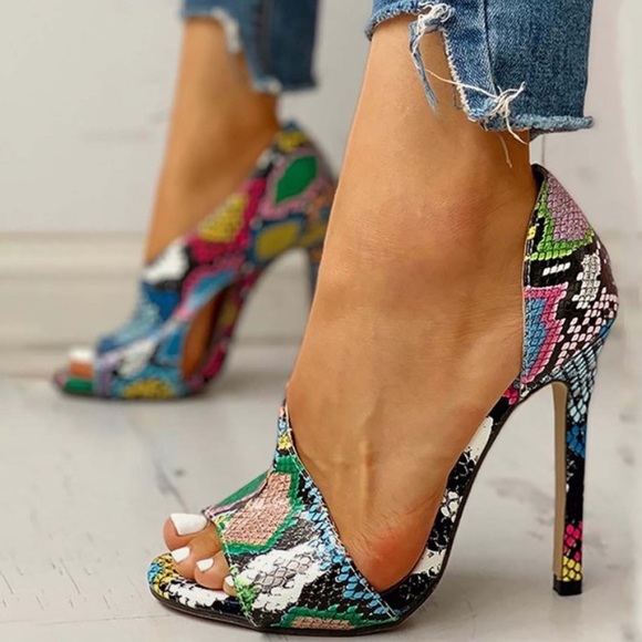 Open side cut rainbow vegan snakeskin heels NIB size 40(size 9 US) - Picture 12 of 12